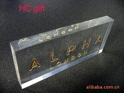 上海品聲品色有機玻璃制品廠 專業(yè)供應(yīng)亞克力相框與商務(wù)贈品